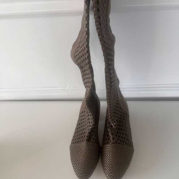 Ferragamo knee high cut out boots size 7c. New - Picture 5 of 15